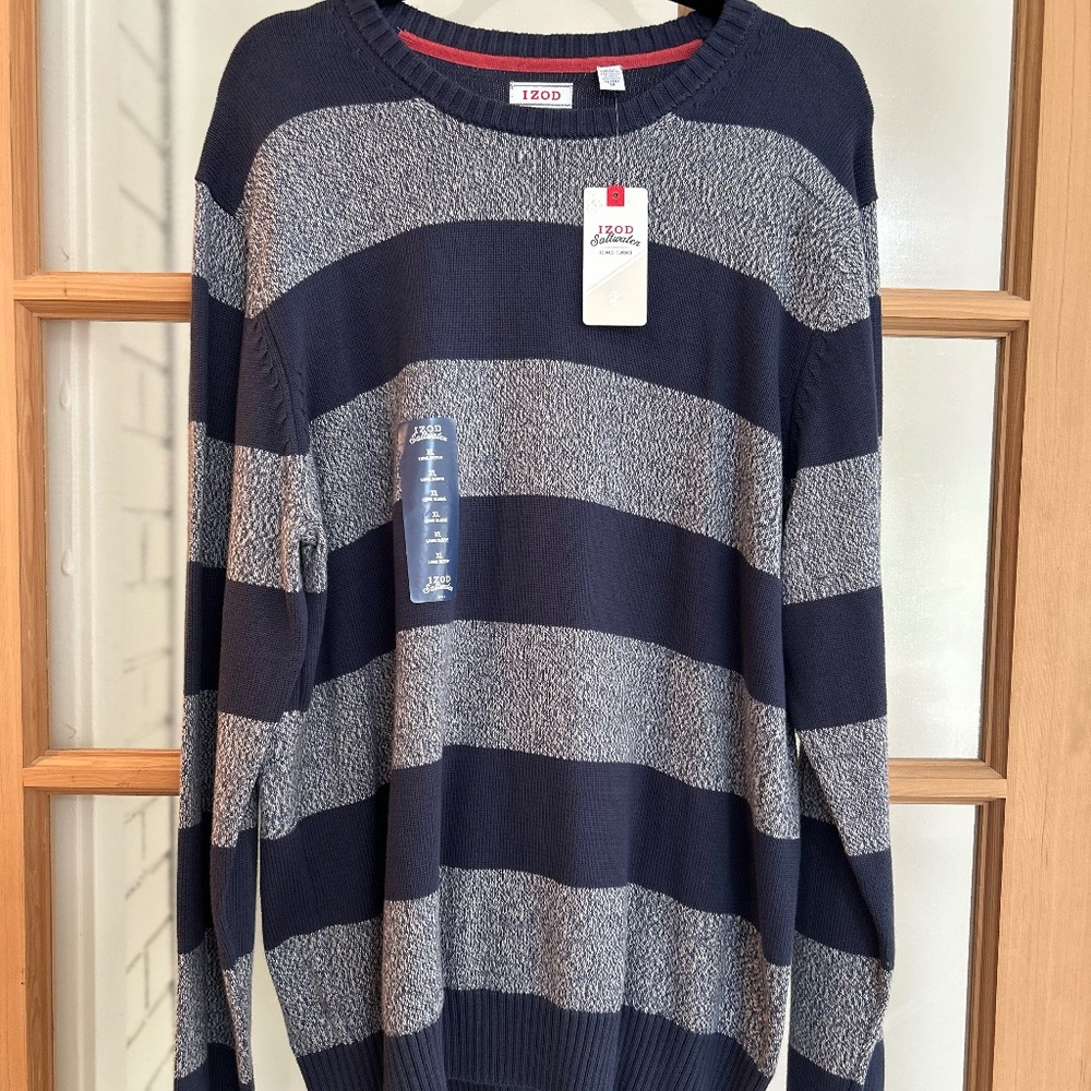 BRAND NEW WITH TAGS, MENS IZOD SWEATER Size XL